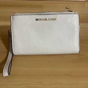 Micheal Kors wallet